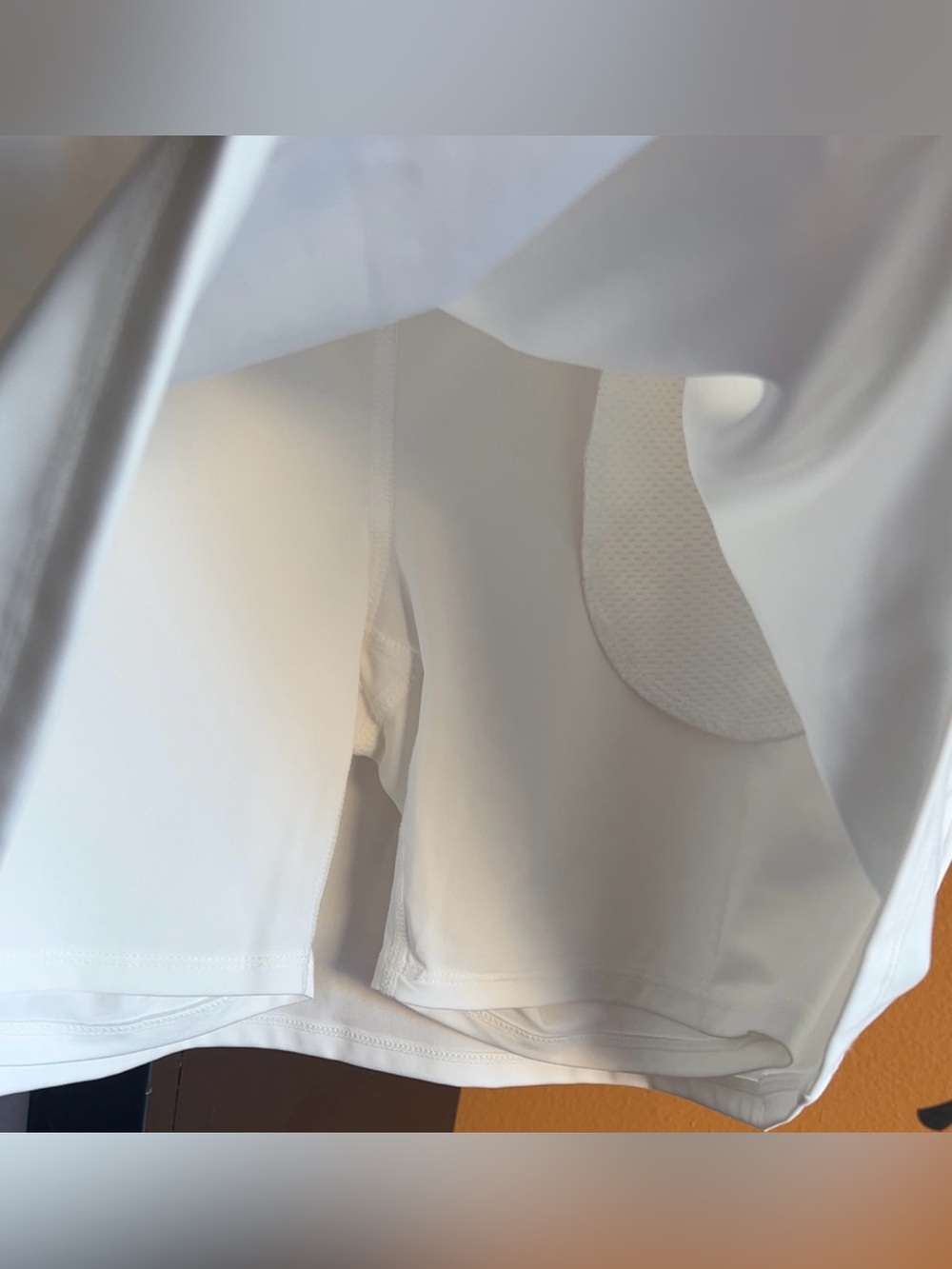 Tommy Bahama Golf | Classic White Skort Skirt Athletic Women’s - Picture 4 of 9